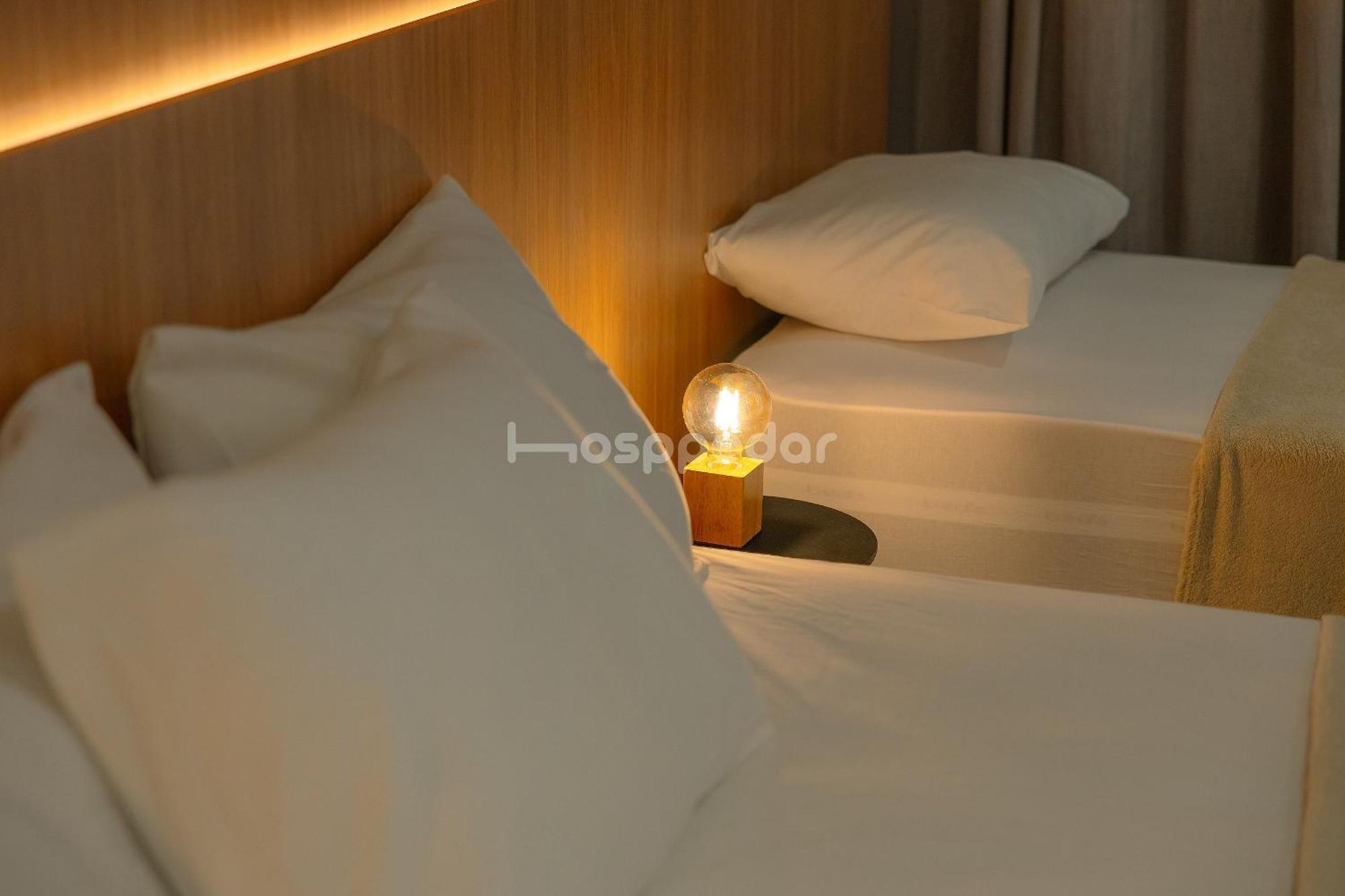 Way By Hosppedar Apartment